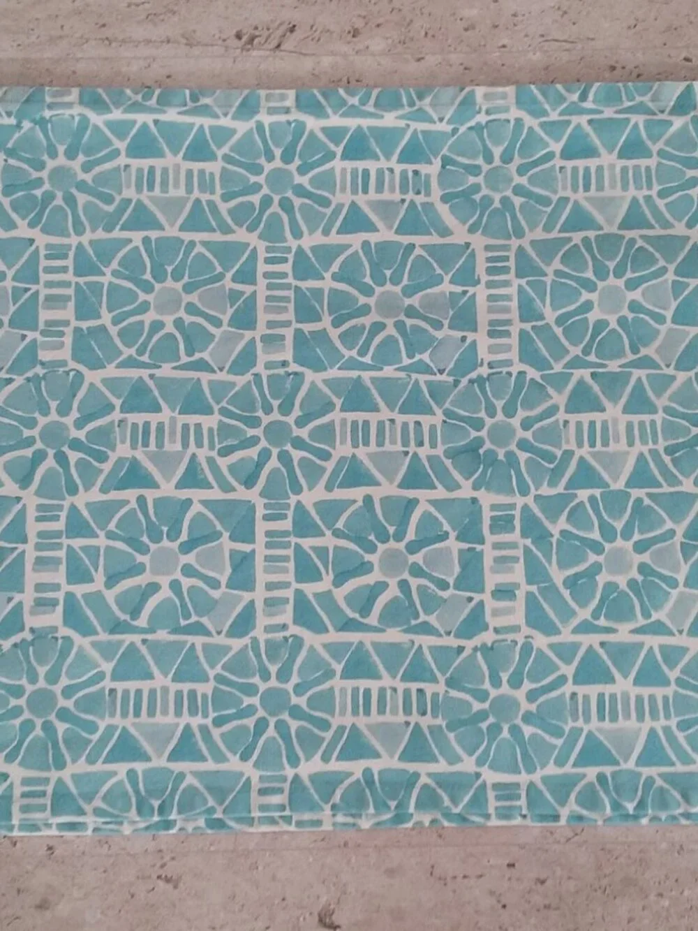 SERENA & LILY Table Runner